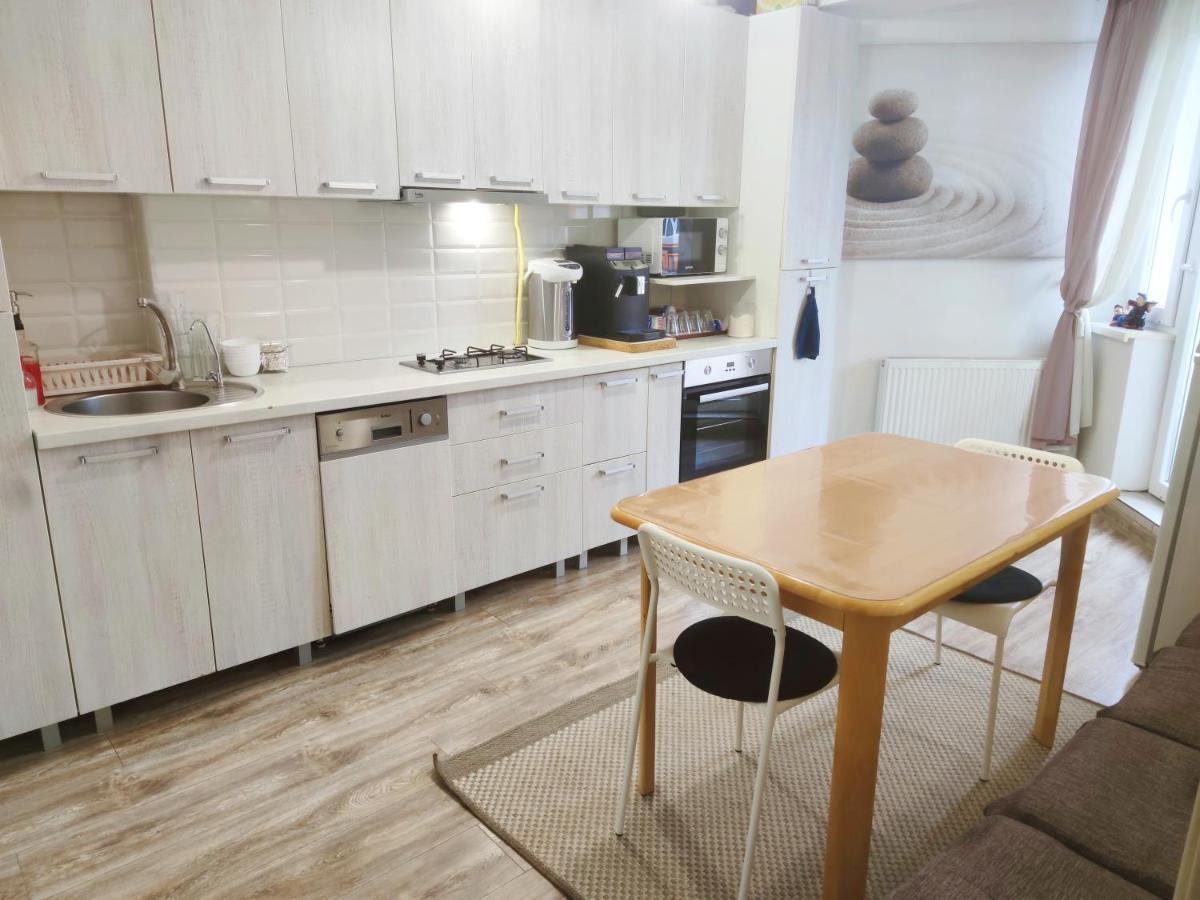 Inessa Center Guest Penthhouse Appartement Chişinǎu Buitenkant foto